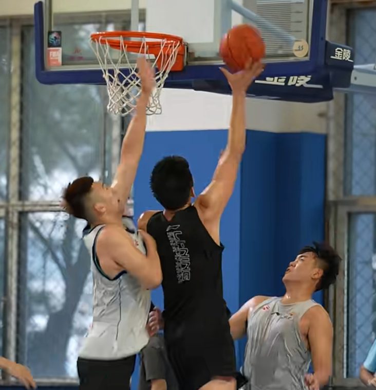 张陈治锋还 张陈治锋还