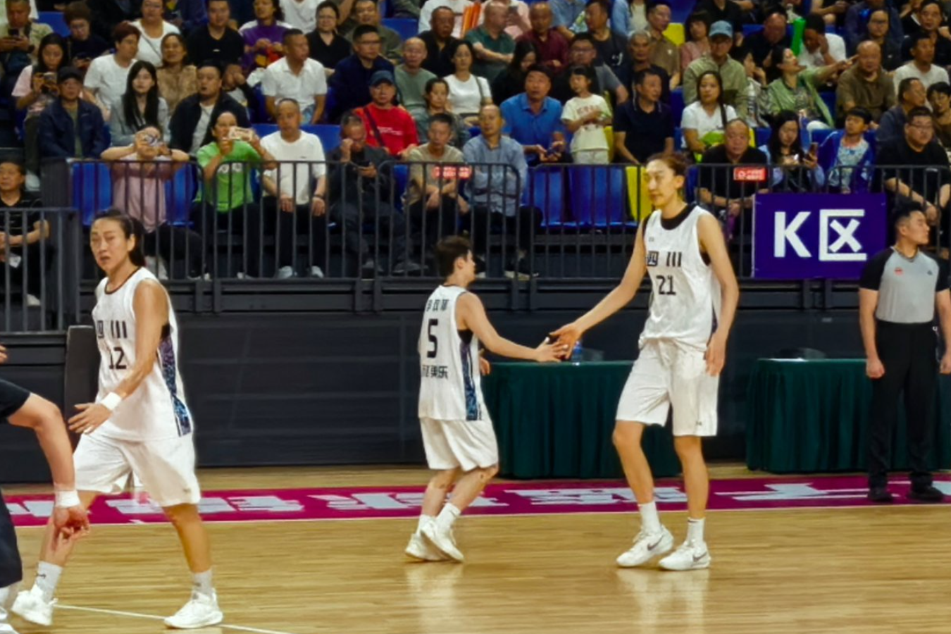 击败江苏女, 全场比赛 击败江苏女, 全场比赛